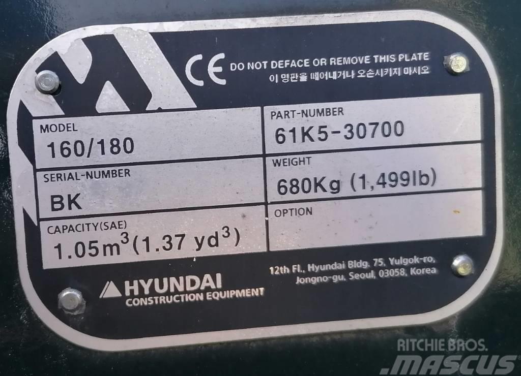Hyundai 1.05m3_HX180 Ковші