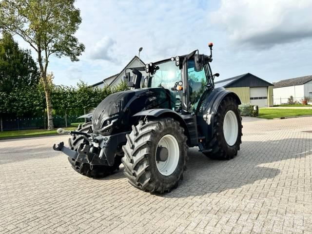 Valtra T235 Direct Smart Touch TWINTRAC! 745 HOURS Трактори