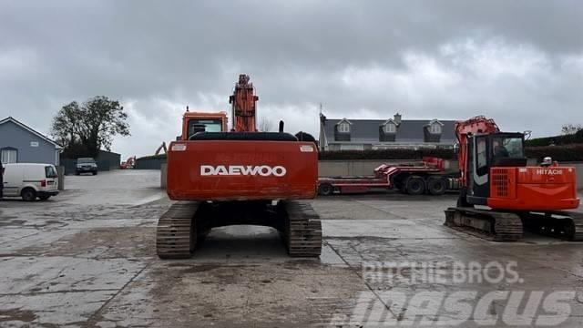 Daewoo 220LCV Гусеничні екскаватори