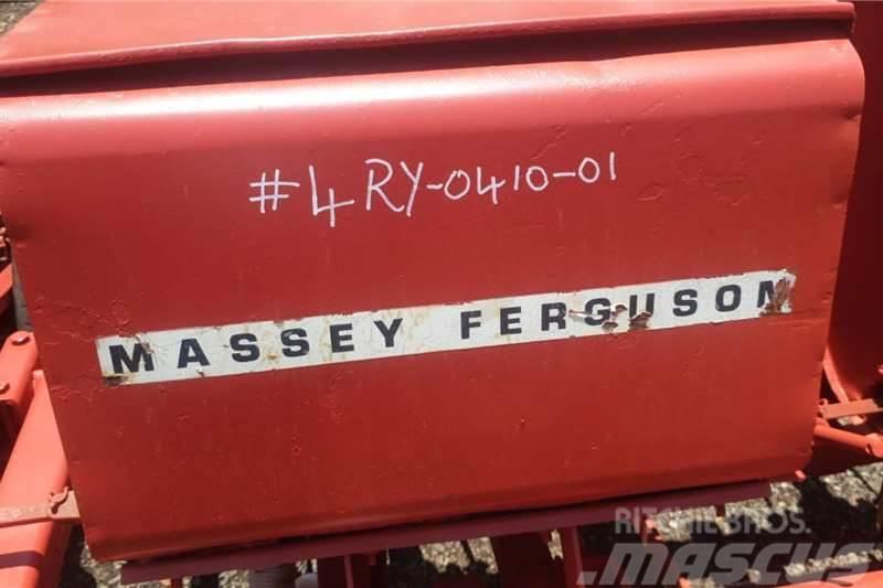 Massey Ferguson 4 Row Planter Вантажівки / спеціальні
