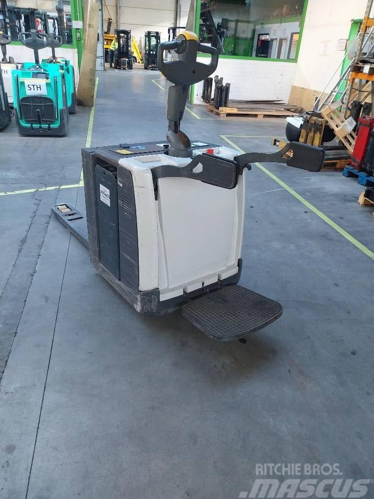 UniCarriers PMR200 Штабелери