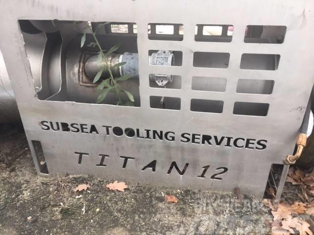  Subsea Tooling Services Titan 12 Земснаряди