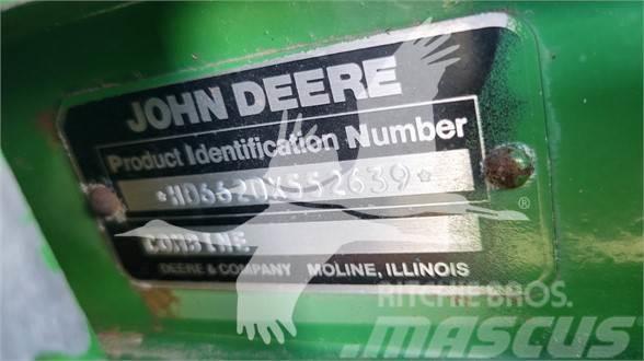 John Deere 6620 Зернозбиральні комбайни