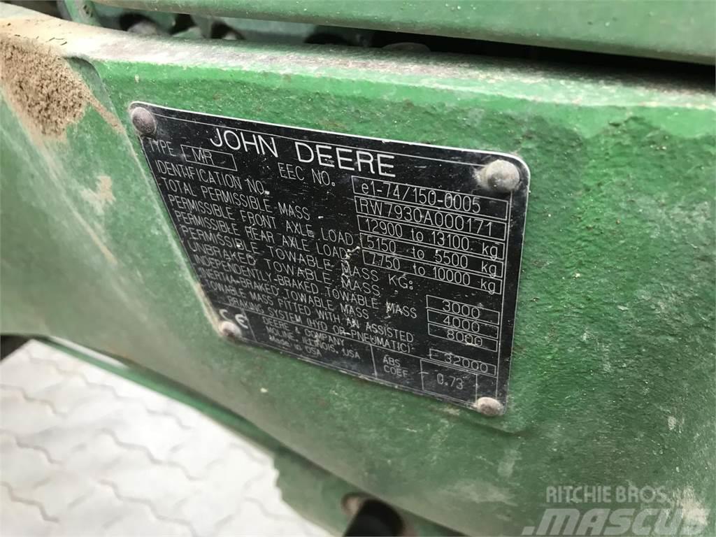 John Deere 7930 Трактори