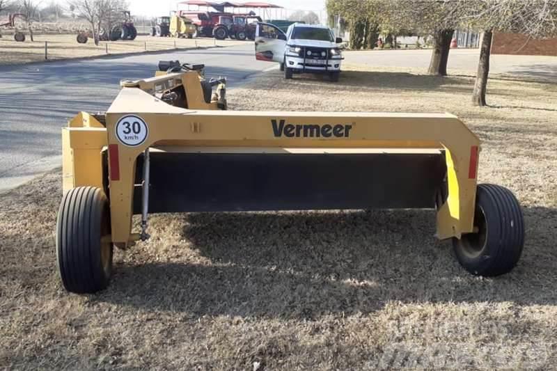 Vermeer MT810 Вантажівки / спеціальні