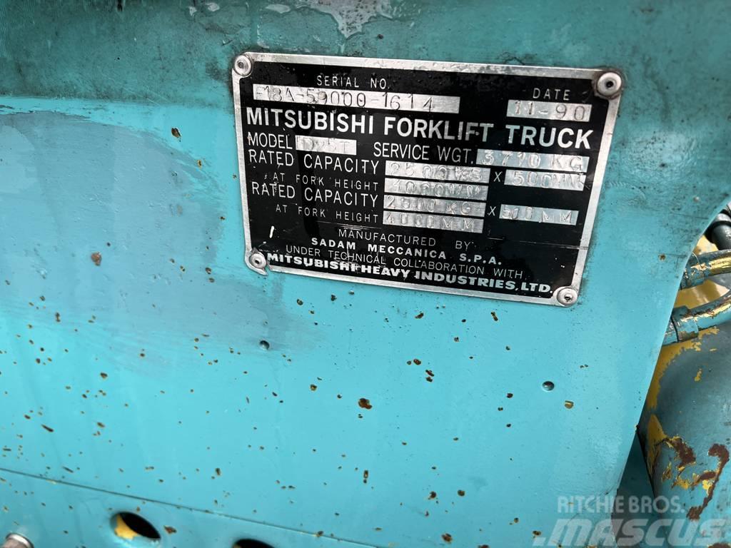 Mitsubishi FD25T Дизельні навантажувачі