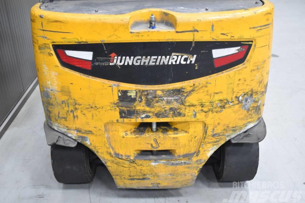 Jungheinrich EFG 430 k Електронавантажувачі