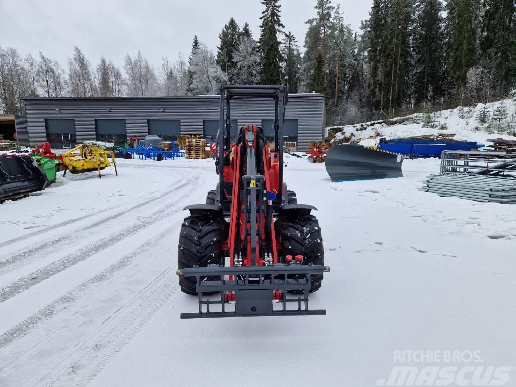 Schäffer 3650 turvakatoksella Багатофункціональне обладнання для вантажних і землекопальних робіт