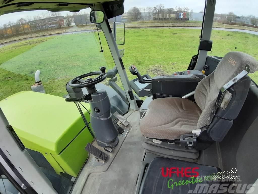 CLAAS Xerion 3300 Track VC Трактори