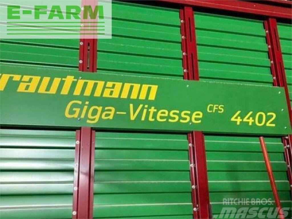 Strautmann giga-vitesse cfs 44 Причепи перевантажувачі зерна