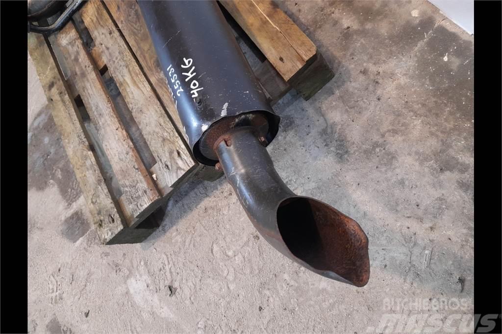 Valtra T202 Exhaust System Двигуни