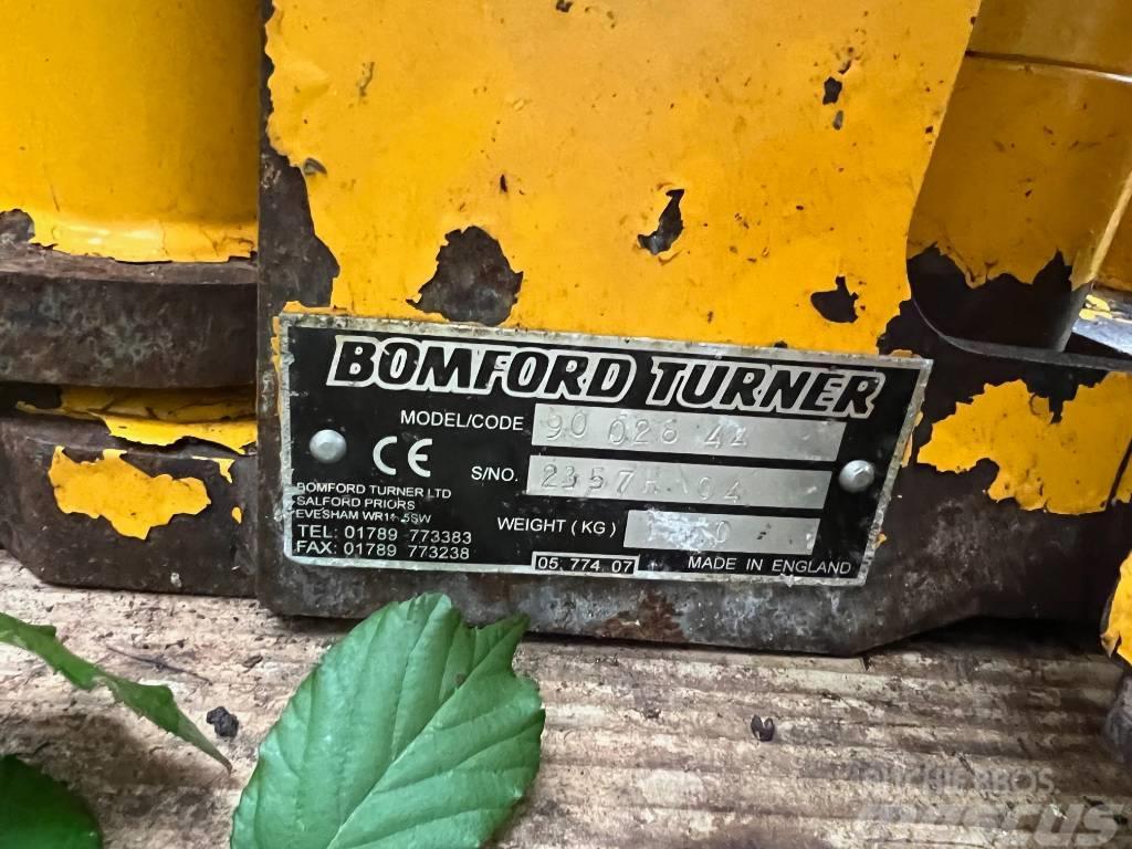 Bomford B71M Hedgecutter Кущорізи