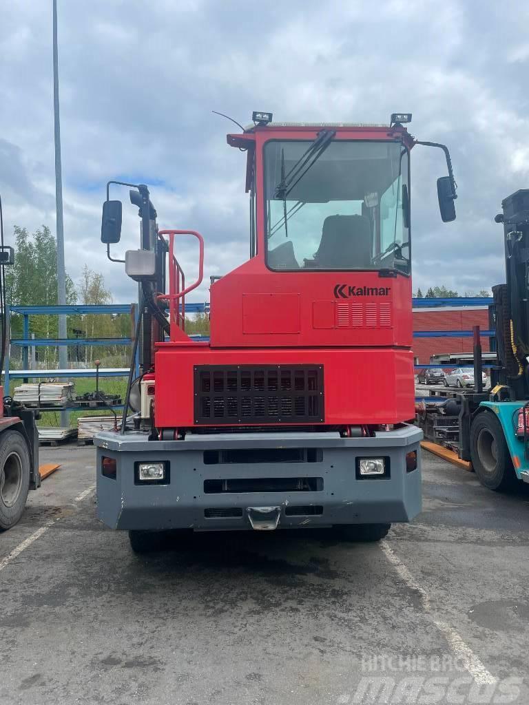 Kalmar TRX242 Термінальні трактори