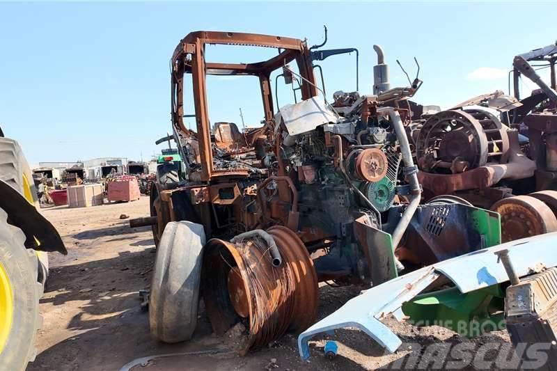 John Deere JD 8530 TractorÂ Now stripping for spares. Трактори