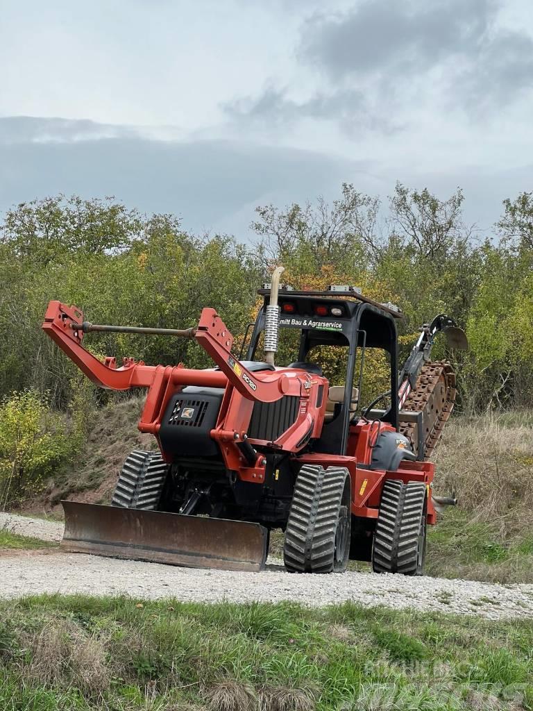 Ditch Witch RC120 Канавокопачі