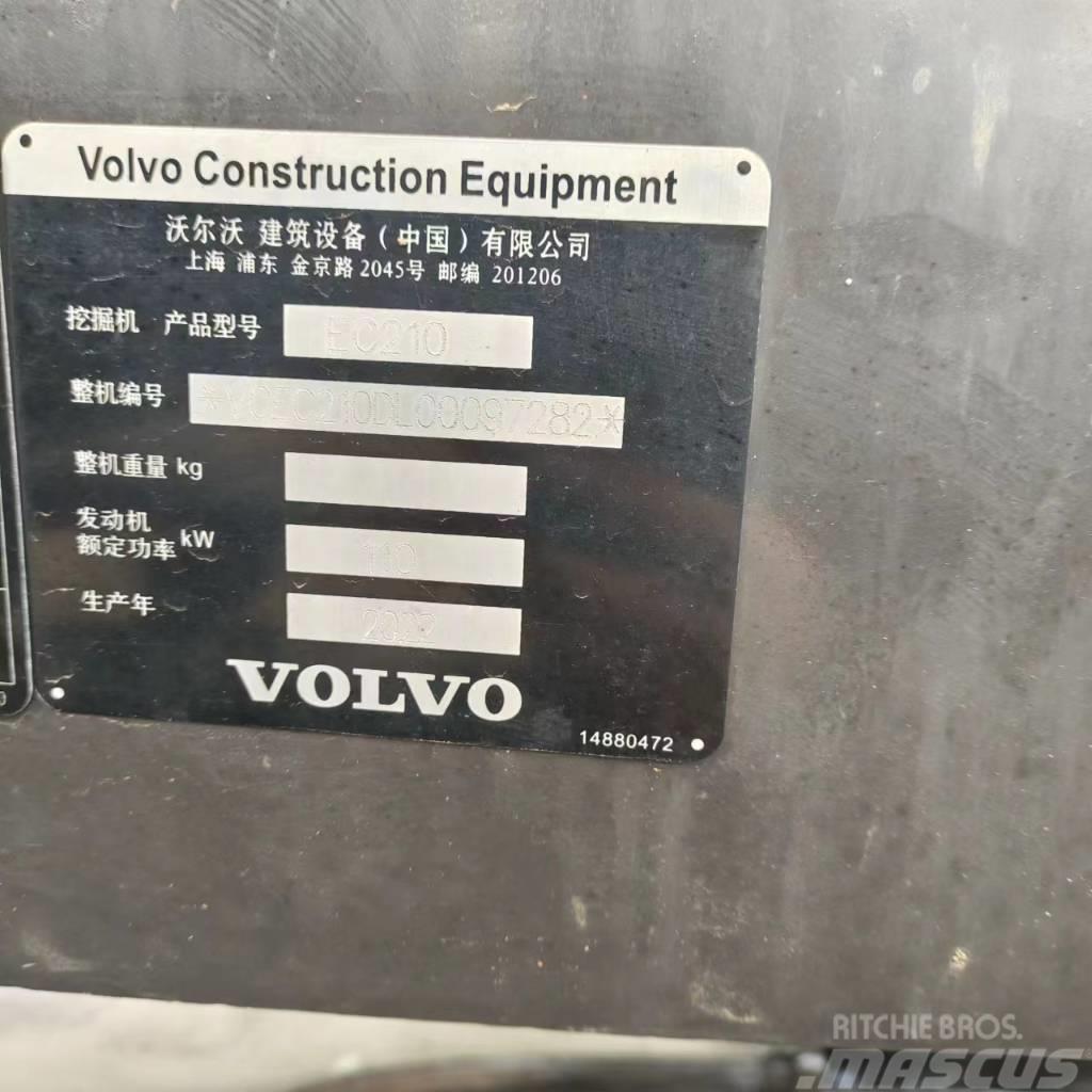 Volvo EC 210 Гусеничні екскаватори