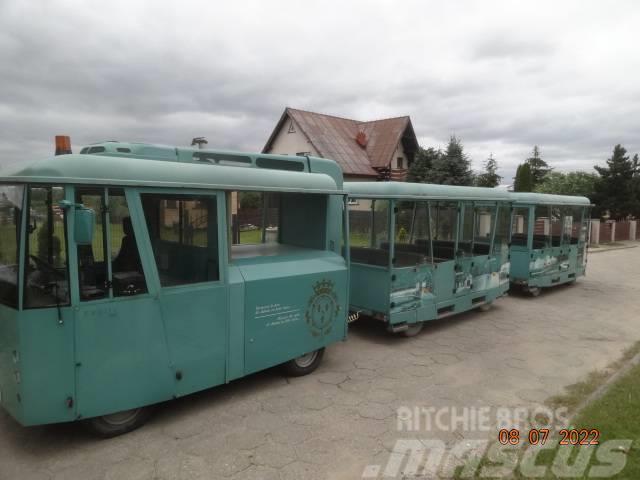  Cpil tourist train + 3 wagons Інші автобуси