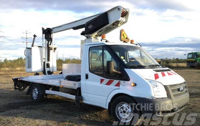  et38 13,8 mts on ford transit truck-lifter Фургони