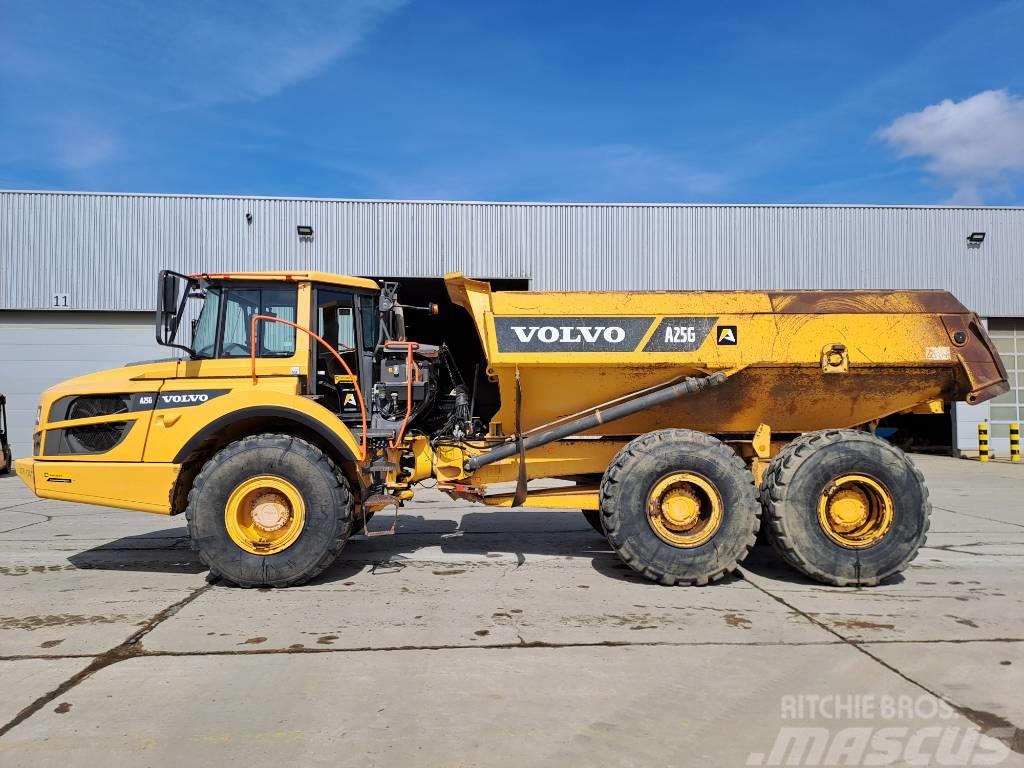Volvo A25G (Comes with Tailgate) Зчленовані самоскиди