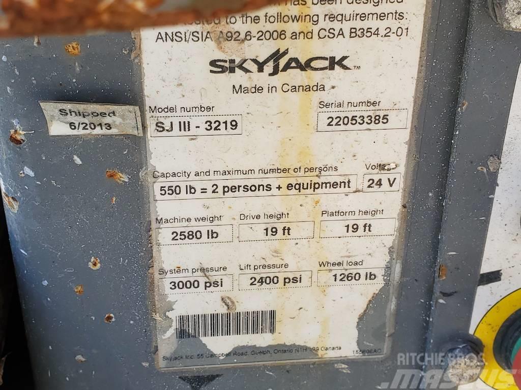 SkyJack SJIII-3219 Підйомники-ножиці