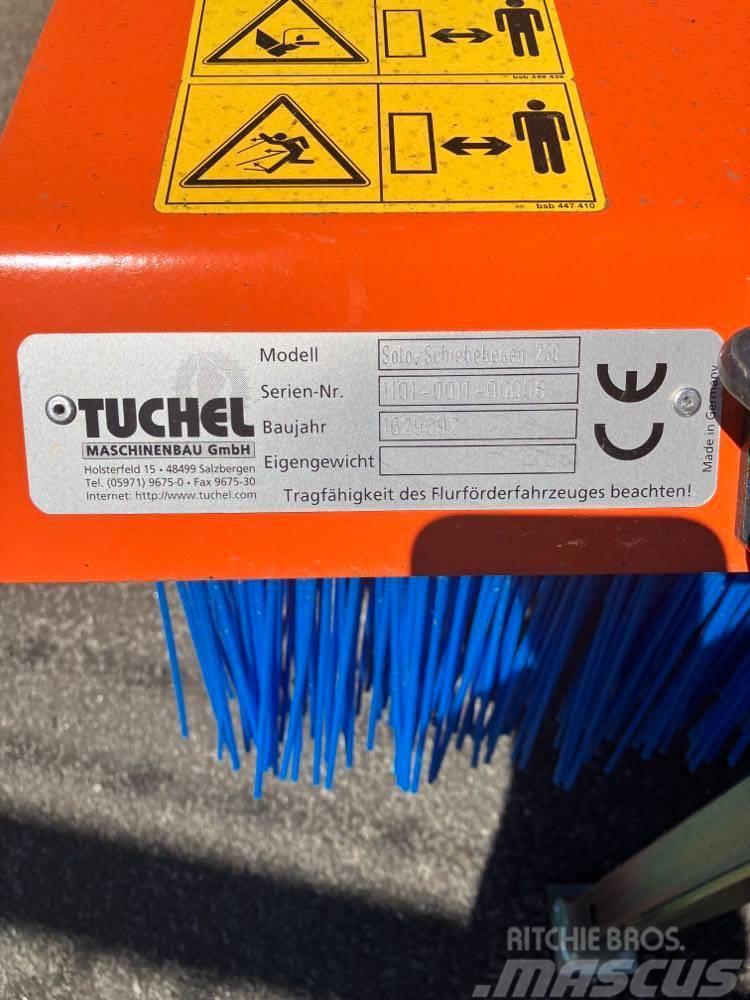 Tuchel solo 230 Запчастини та додаткове обладнання для фронтальних навантажувачів