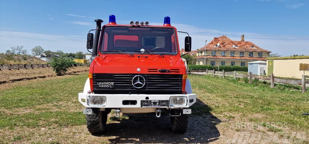 Mercedes-Benz Unimog U1300L Turbo Feuerwehr Евакуатори