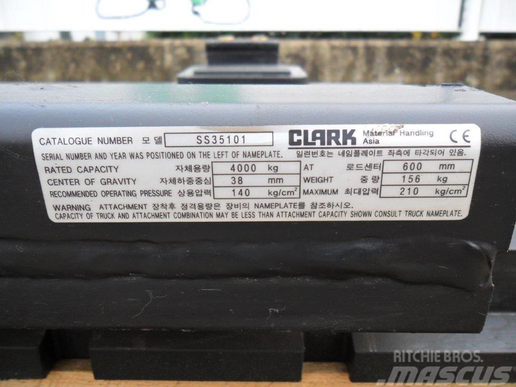 Clark Seitenschieber FEM3 - 1350mm Вила