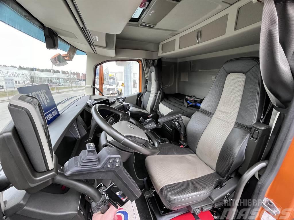 Volvo FH Kranväxlare med front plog & Reco drive Вантажівки з гаковим підйомом