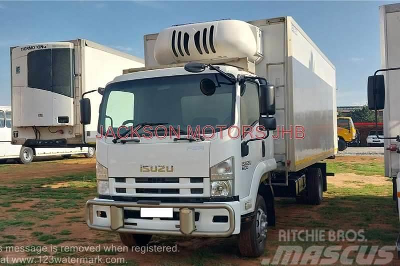 Isuzu FSR800, WITH INSULATED BODY AND TRANSFRIG MT350 Вантажівки / спеціальні