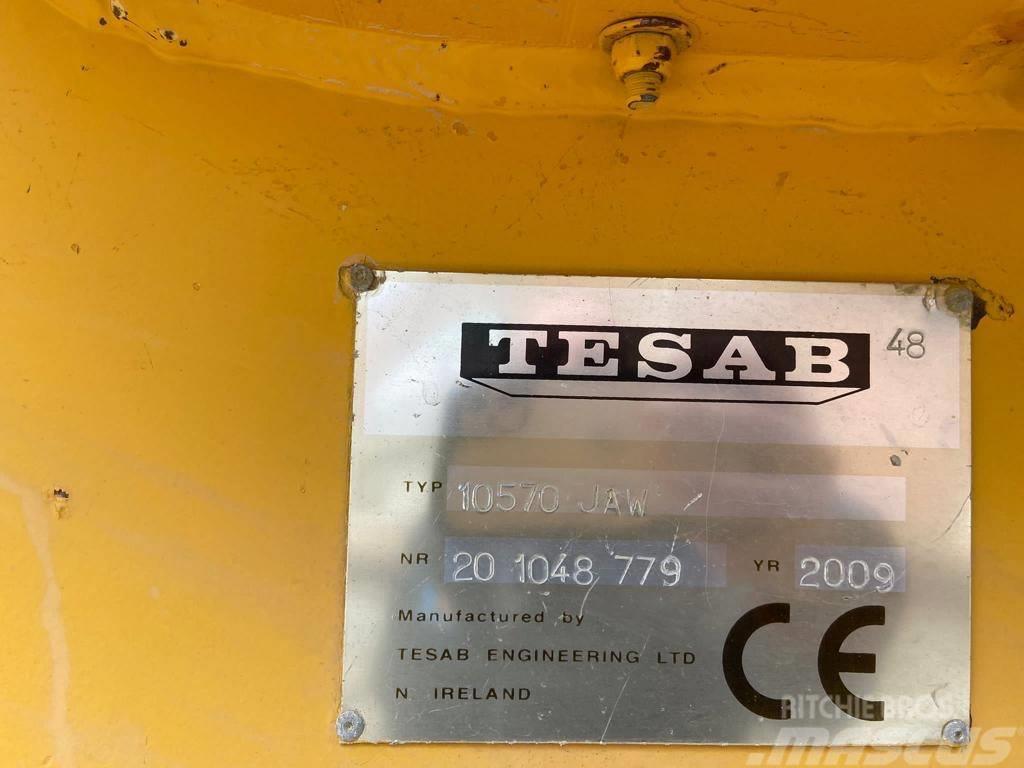 Tesab 10570 Мобільні дробарки