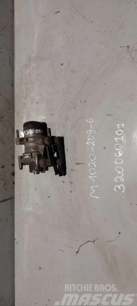 MAN TGA valve 320060101 Коробки передач