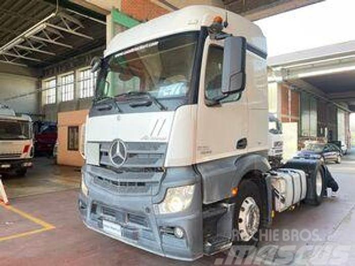 MB Trac Actros 1845 Трактори