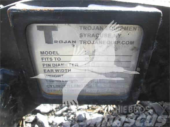 Trojan 30 X 12.25 HYDRAULIC MAIN PIN THUMB FITS 3.5-4.5 Інше обладнання