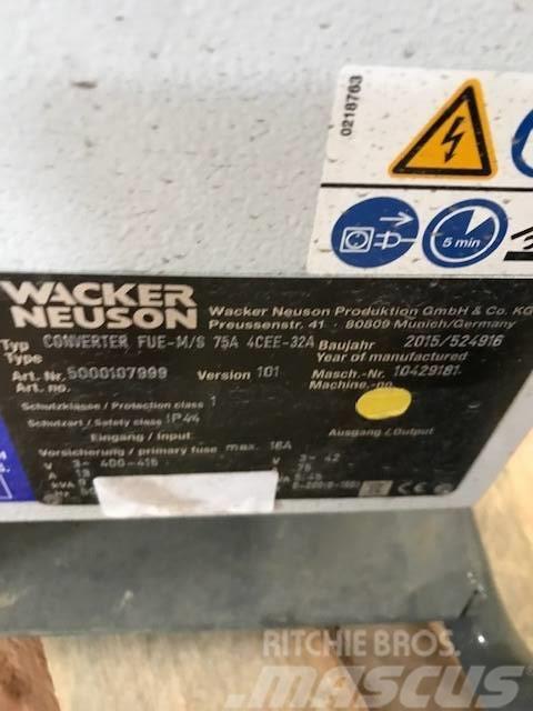 Wacker Neuson FUE-M/S 75A 4CEE-32A Агрегати для відливання бетонних блоків