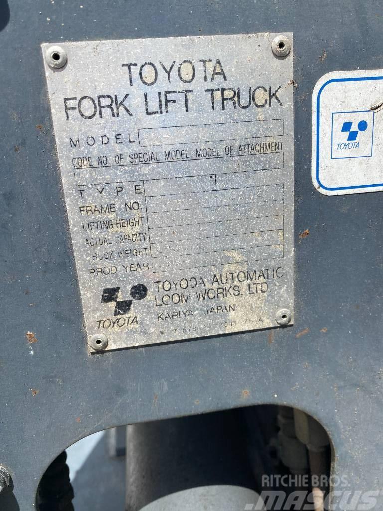 Toyota 42-6FG15 Газові навантажувачі