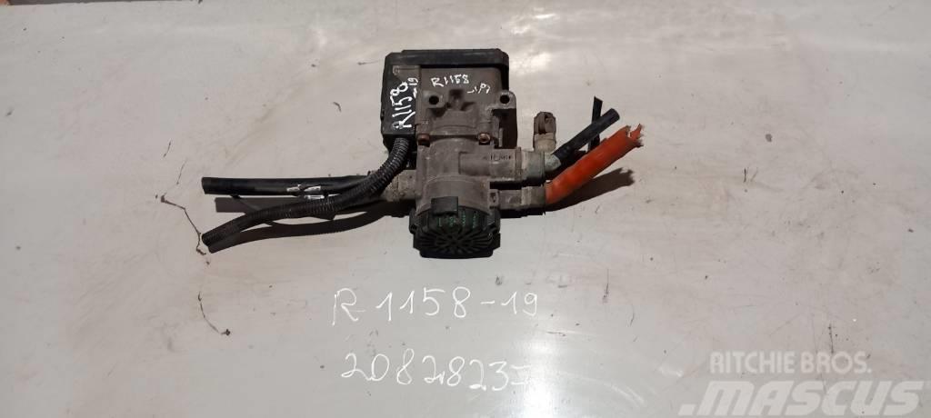 Renault Midlum 180 EBS brake valve 20828237 Гальма