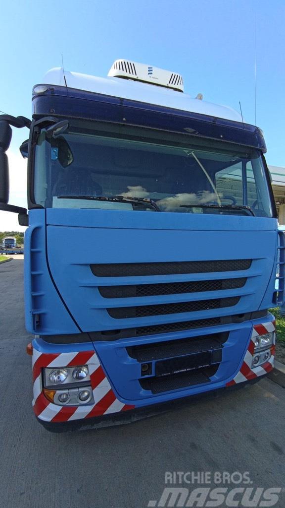 Iveco AS 440 S45 TP Тягачі