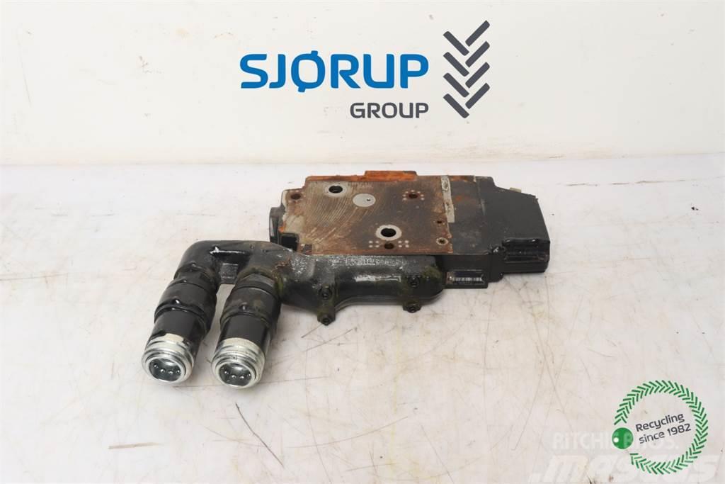 Steyr 4130 Profi Remote control valve Гідравліка