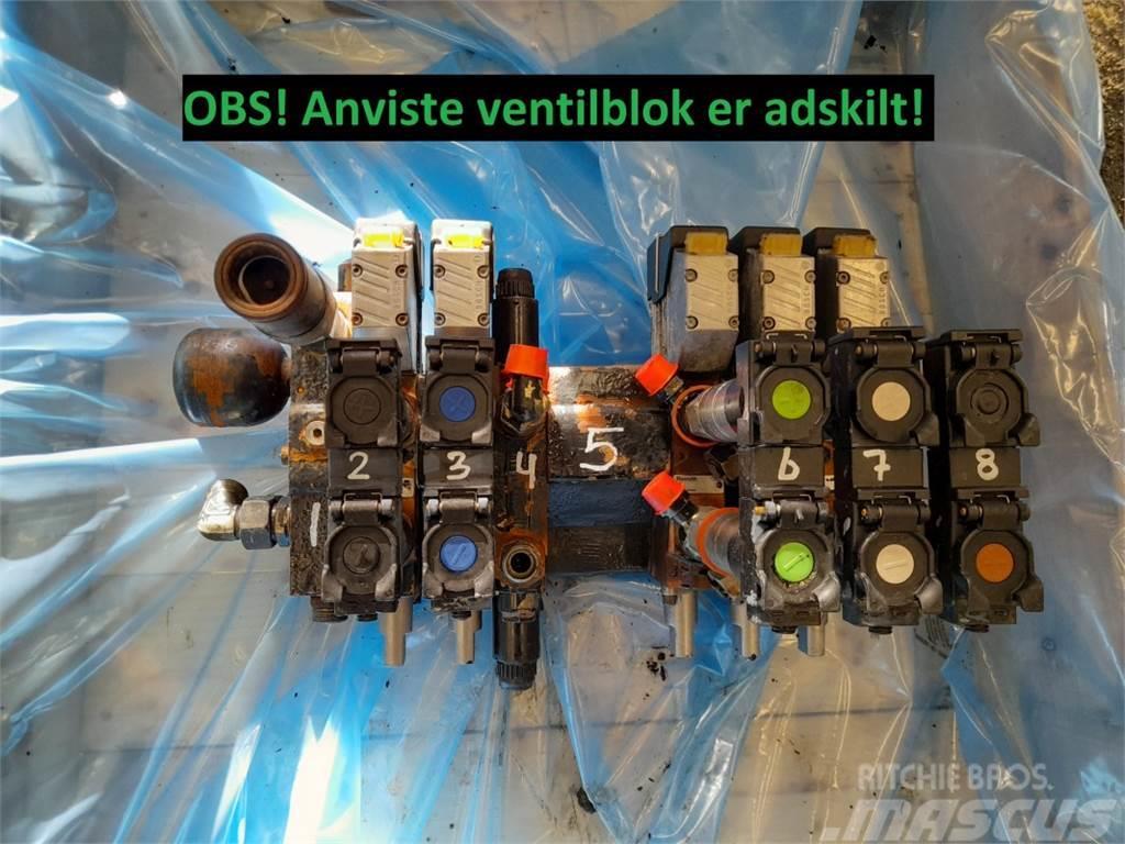 Case IH CVX1190 Remote control valve Гідравліка