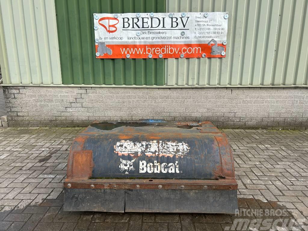 Bobcat 60 Sweeper Підмітальні машини