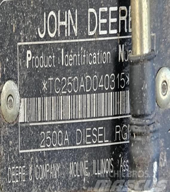 John Deere 2500 A Косарки фарватера