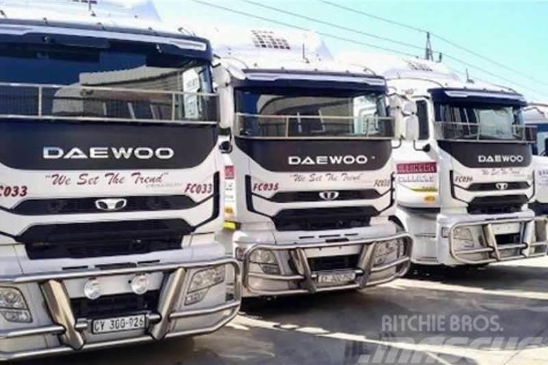 Daewoo KL3TX Вантажівки / спеціальні