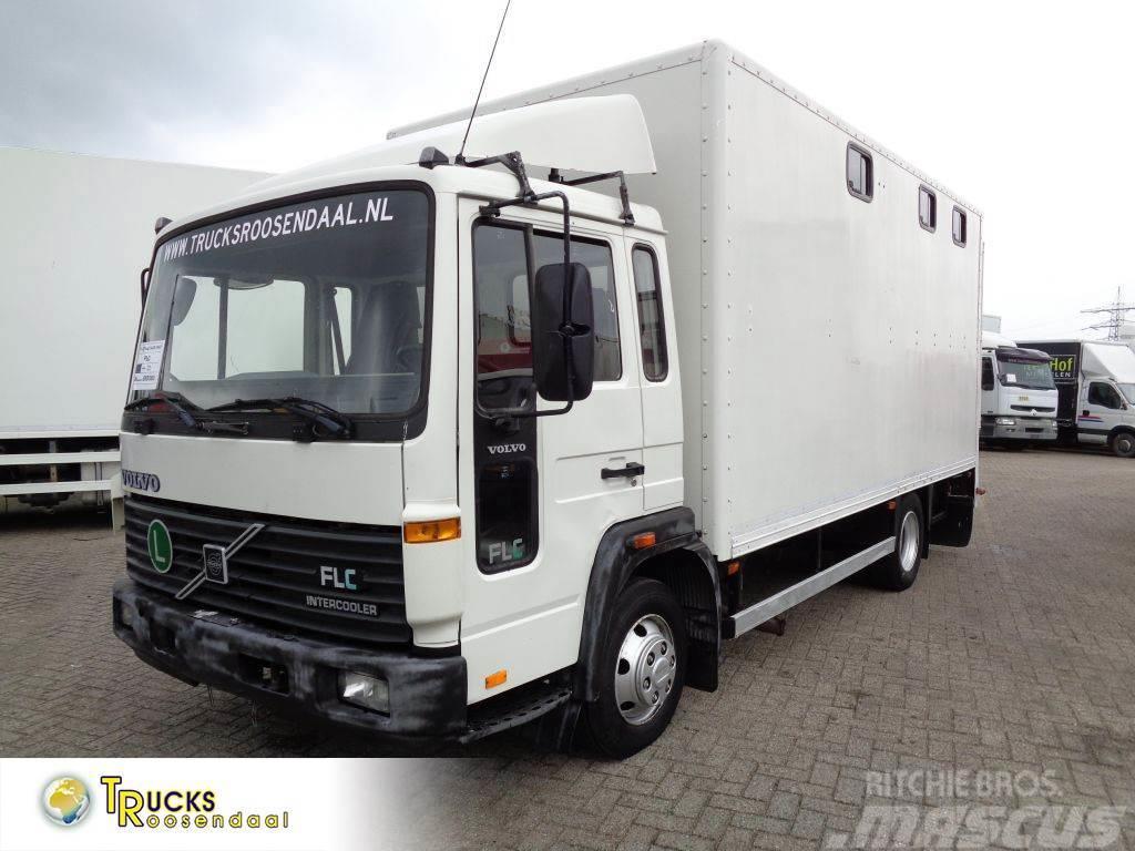 Volvo FLC + Manual + Horse transport Автотранспорт для перевезення тварин