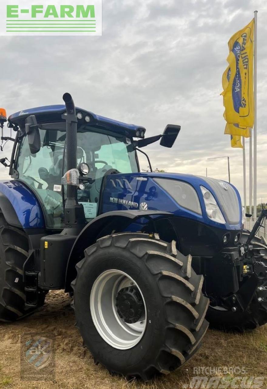 New Holland t7.270acst5 Трактори