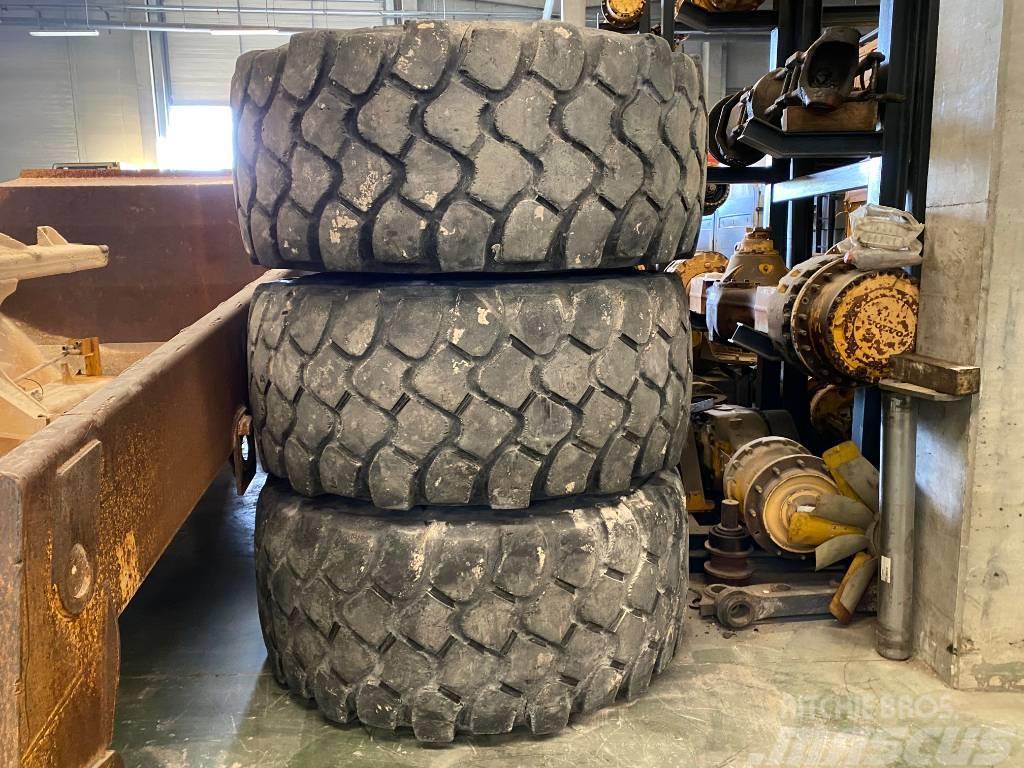Volvo A 40D - 6 Tires 29.5 R25 and Rims - Шини