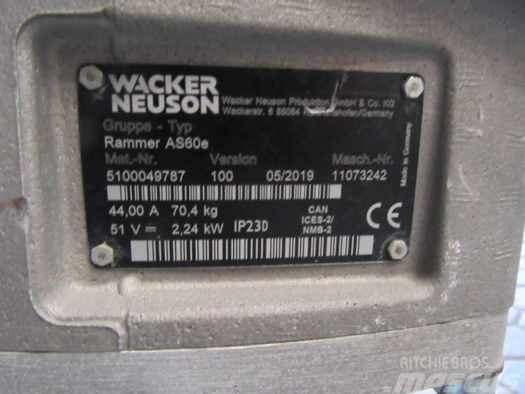 Wacker Neuson Vibrationsstampfer AS60e Трамбувальники