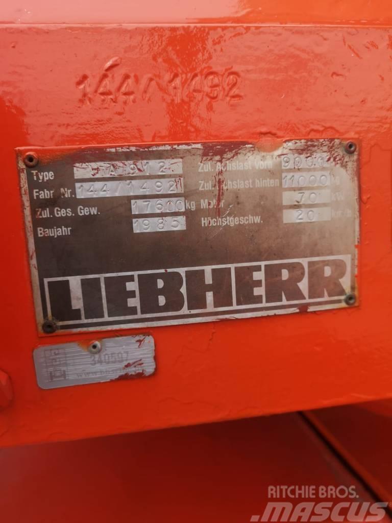 Liebherr A 912 Колісні екскаватори