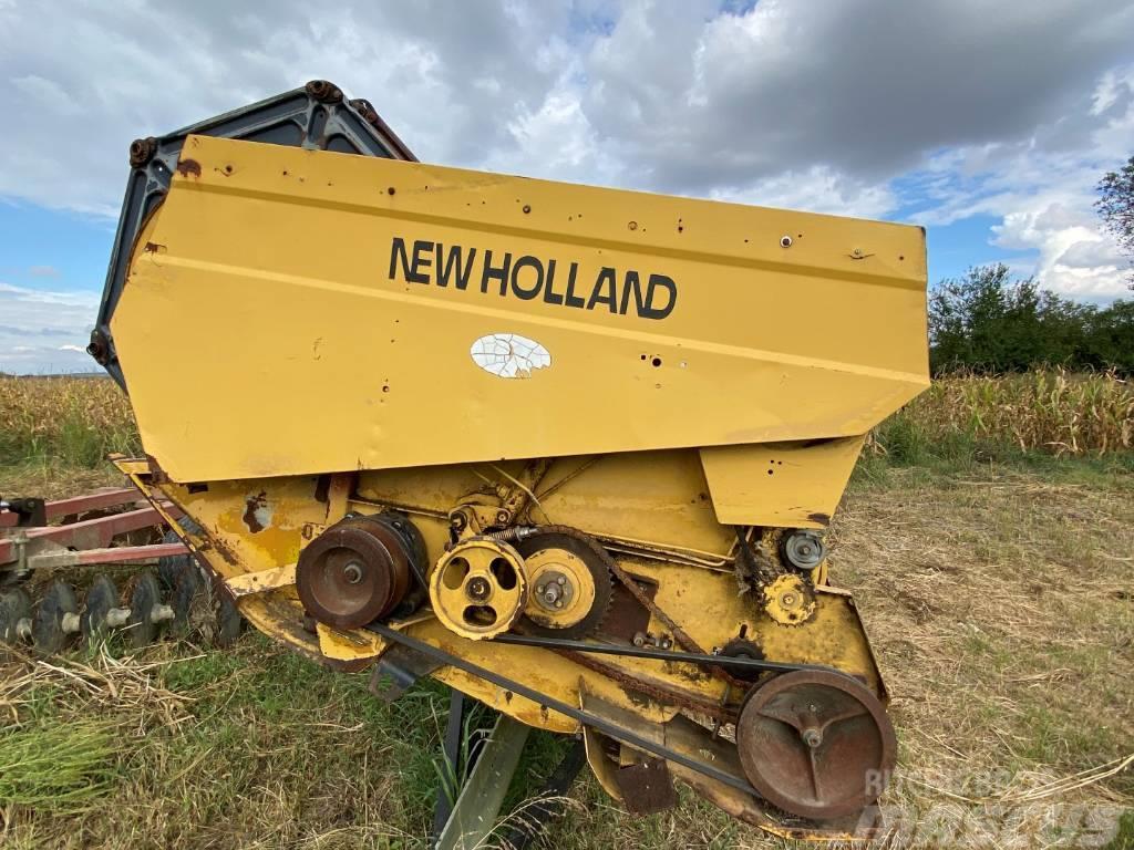 New Holland TX 68 Plus Зернозбиральні комбайни