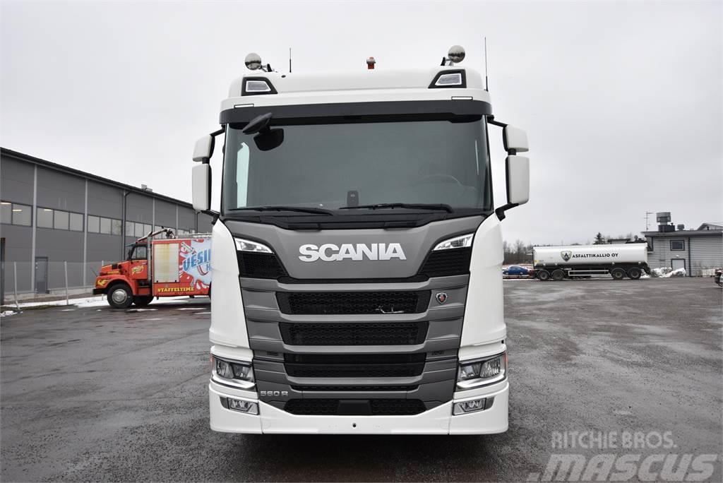 Scania R560 Super 8X4 Вантажівки з гаковим підйомом