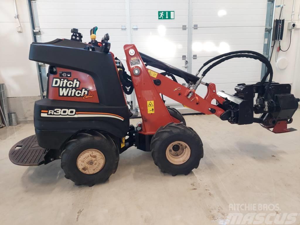 Ditch Witch R300 Канавокопачі